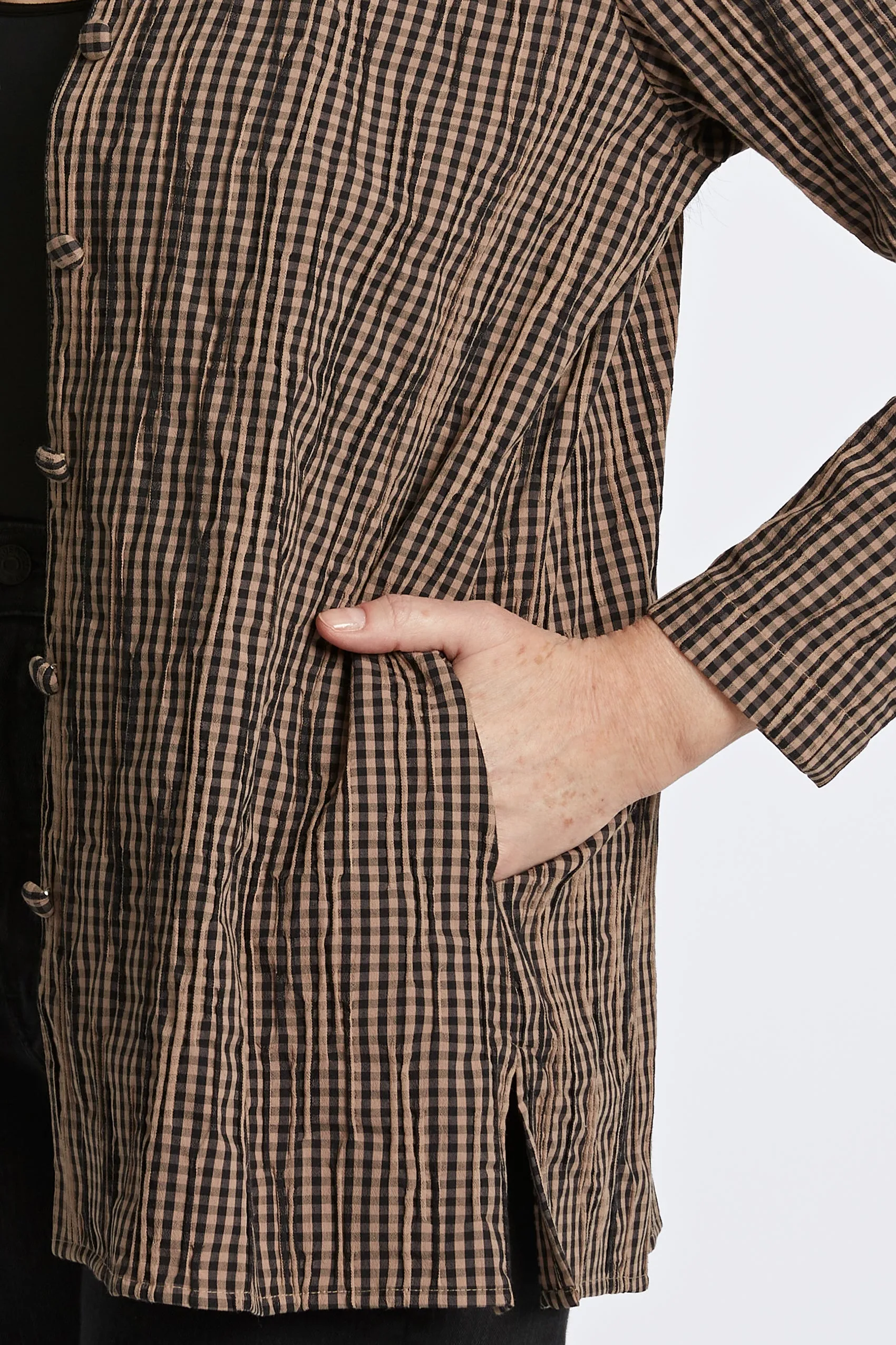 Carolina Womens Mini Gingham Crinkle Shirt Jacket - Stylish and Versatile Layering Piece