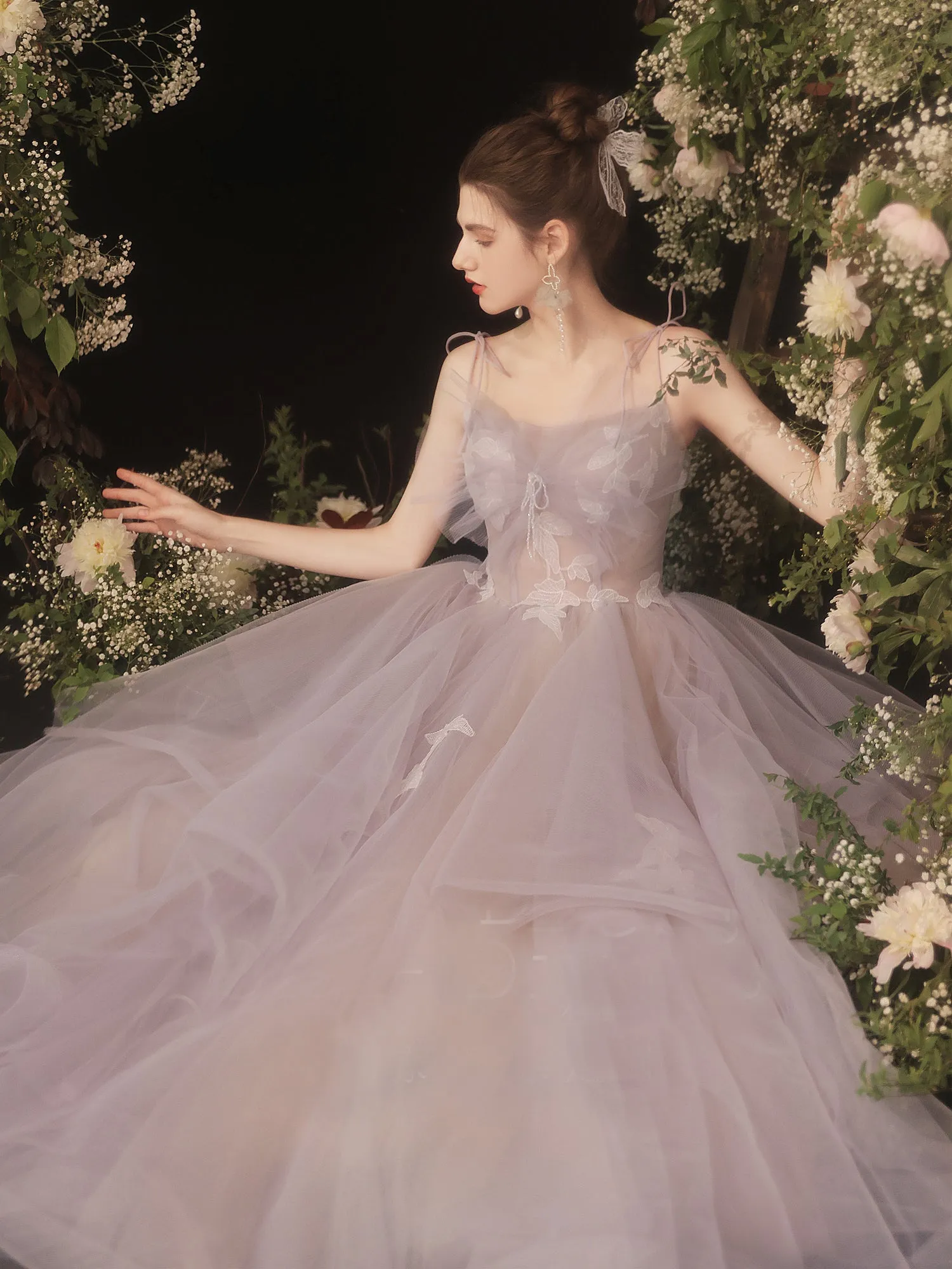 Chic A-line Spaghetti Straps Anomalistic Long Prom Dresses Tulle Formal Gowns Evening Dress OSTY063