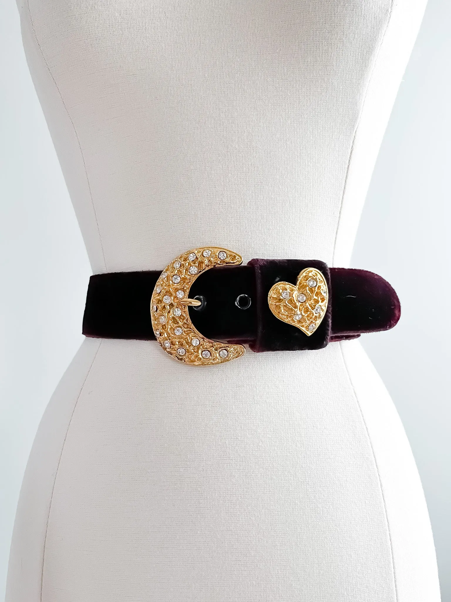 Fabulous Vintage Edouard Rambaud Maroon Velvet Sweetheart Belt / M