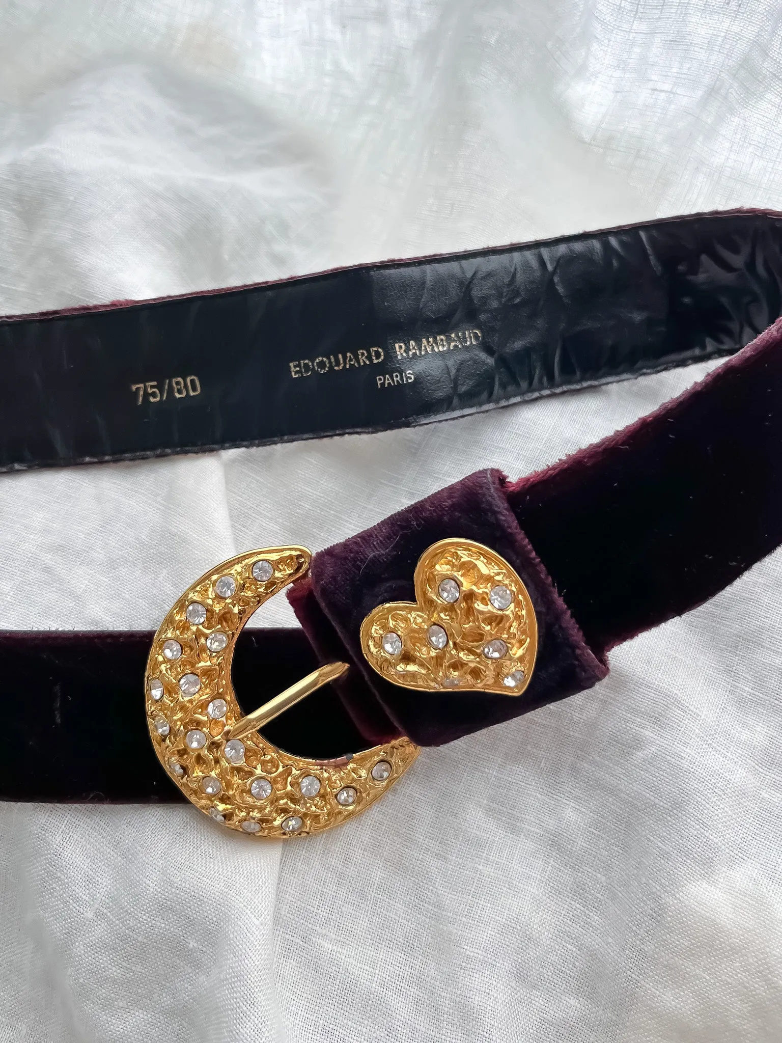Fabulous Vintage Edouard Rambaud Maroon Velvet Sweetheart Belt / M