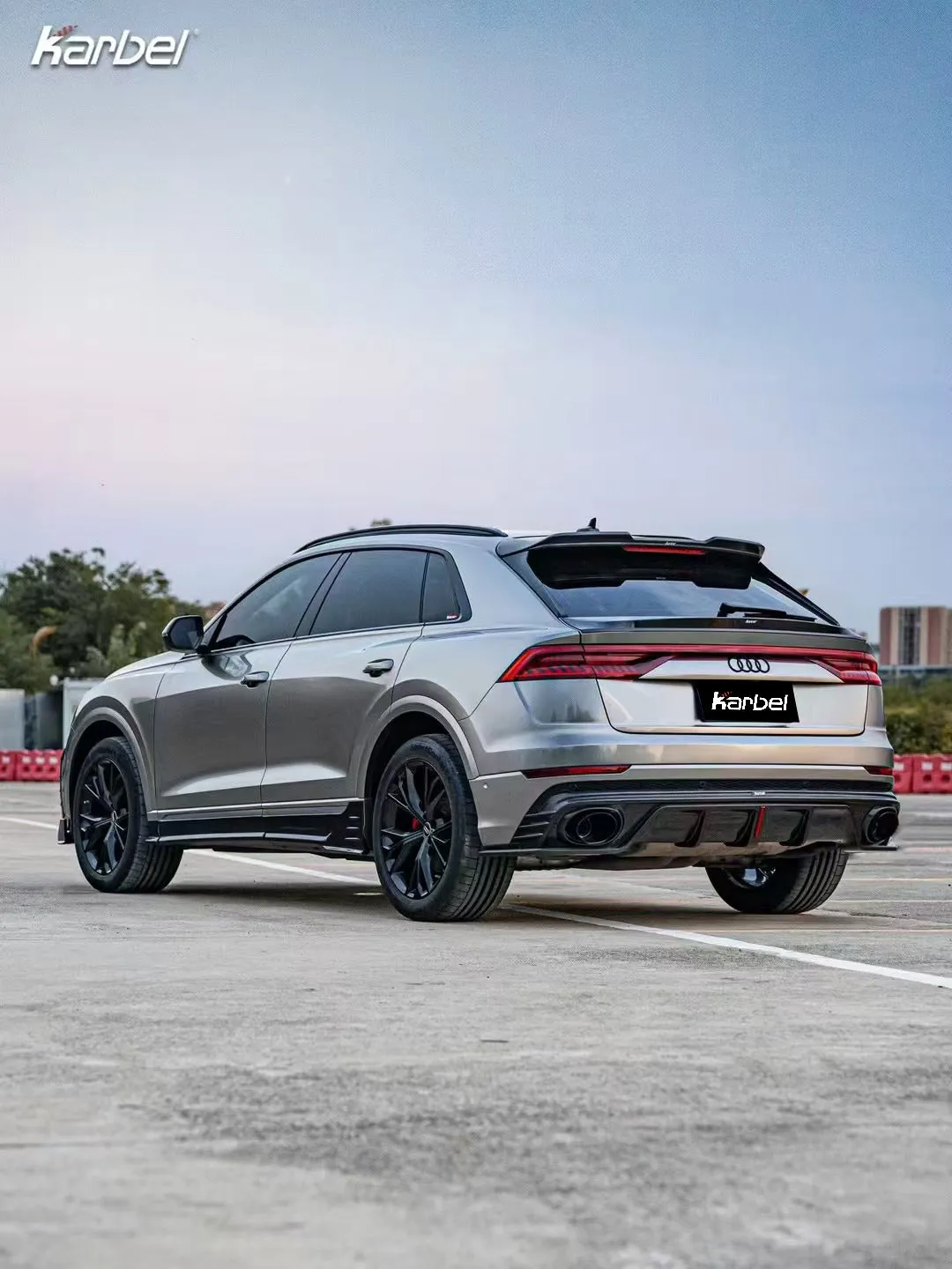 Karbel Carbon Side Skirts for Audi SQ8 Q8 2019-ON Pre-preg Carbon Fiber