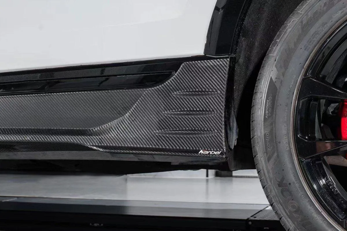 Karbel Carbon Side Skirts for Audi SQ8 Q8 2019-ON Pre-preg Carbon Fiber