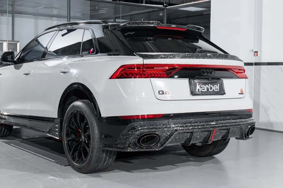Karbel Carbon Side Skirts for Audi SQ8 Q8 2019-ON Pre-preg Carbon Fiber