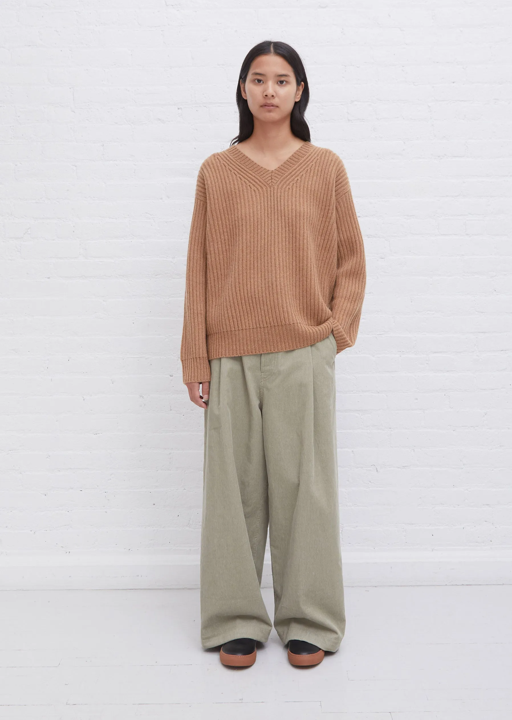 Maiford 5-Ply Cashmere Sweater — Caramel