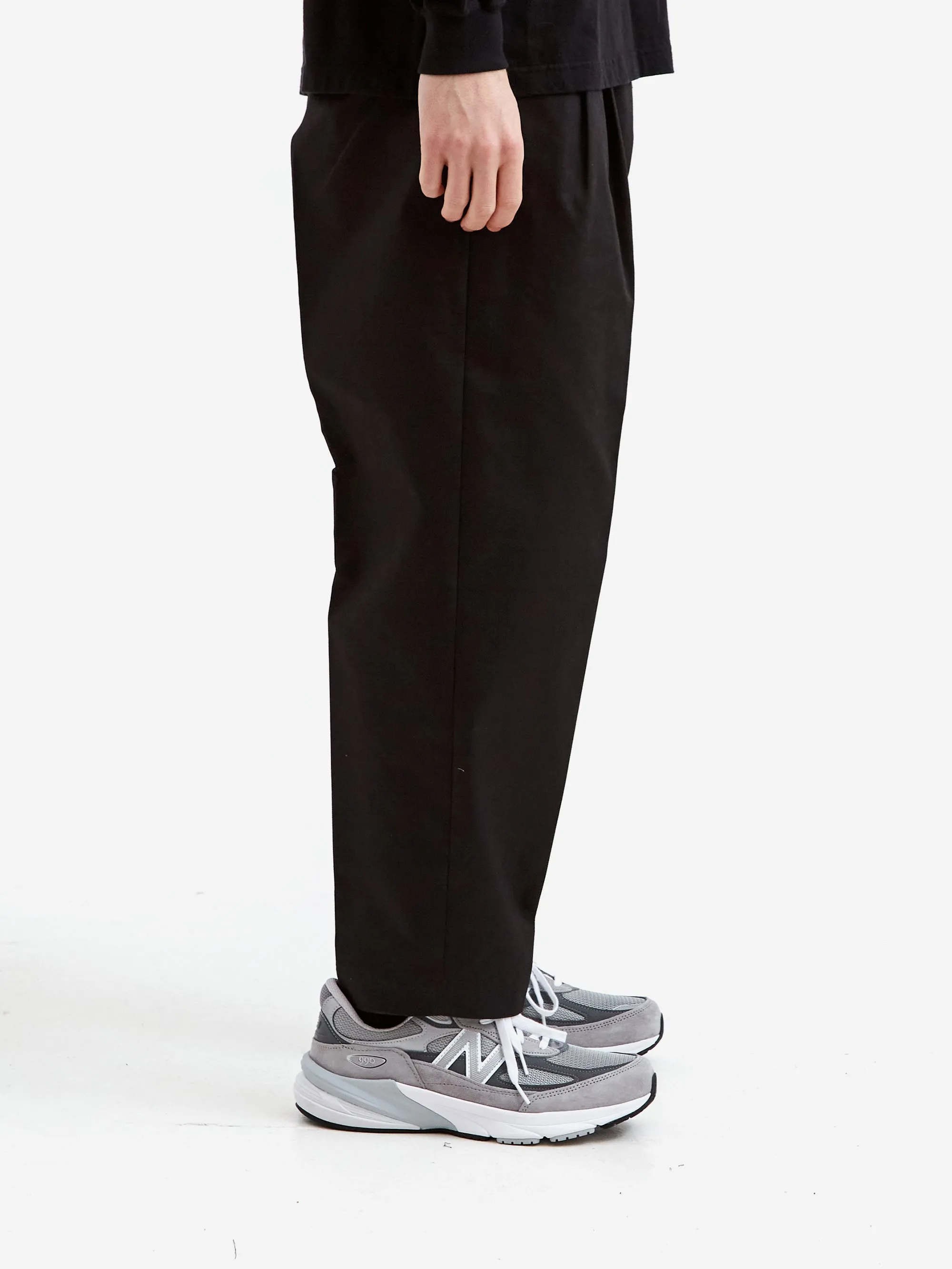 Neighborhood Two Tuck Pants - Black