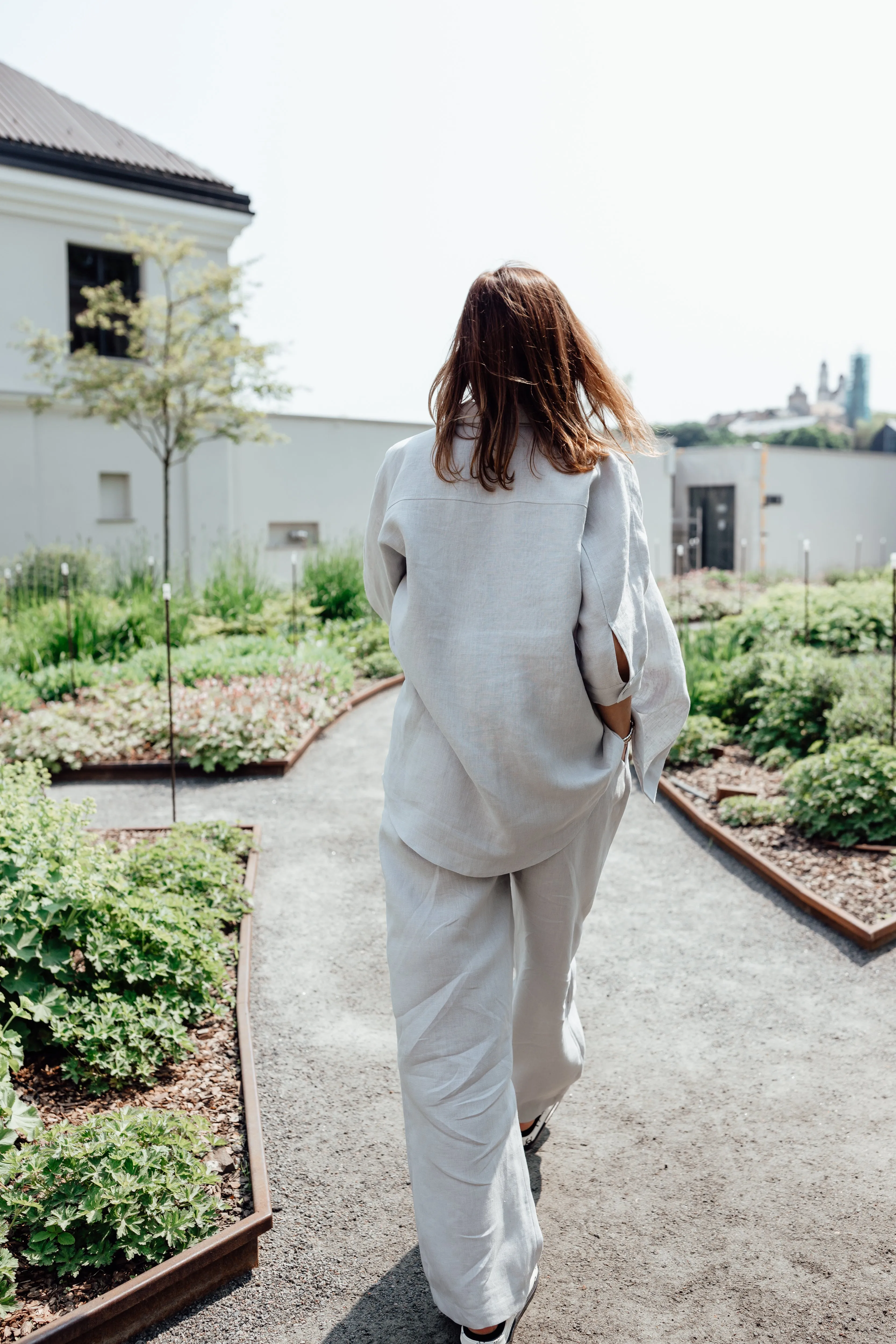 Relaxed fit light grey linen suit Michelle
