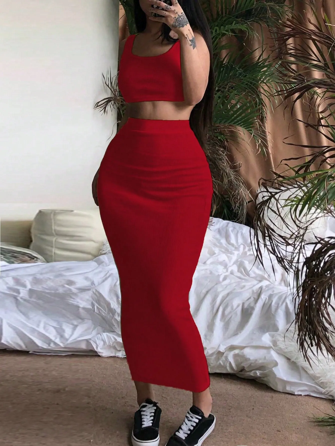 Solid Color Sleeveless Top And Skirt Two-Piece Set SS24